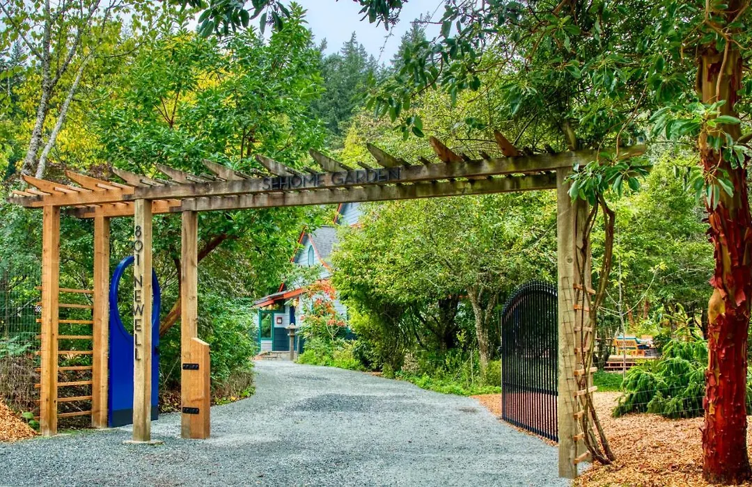 Sehome Garden Inn-1